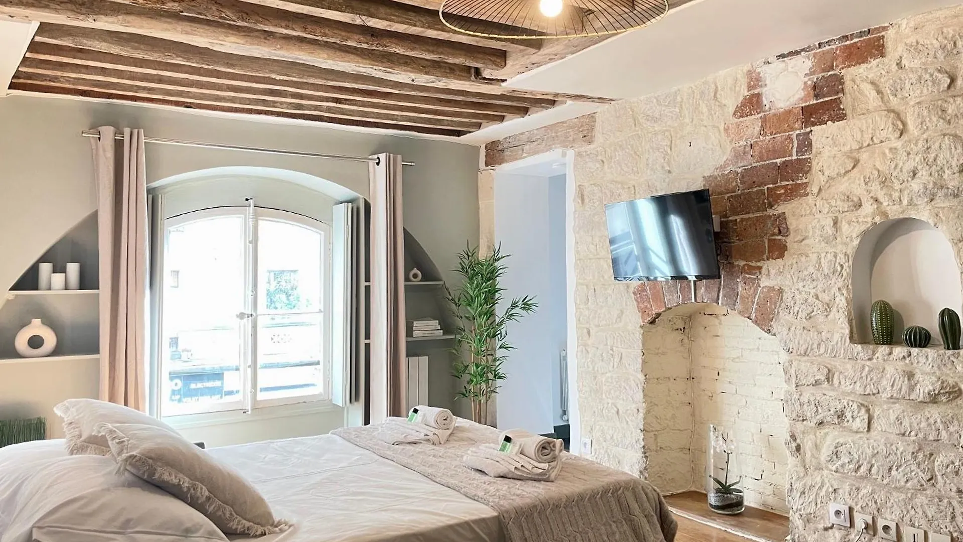 Unique Authentic Apartment In Le Marais Paris 0*,  France