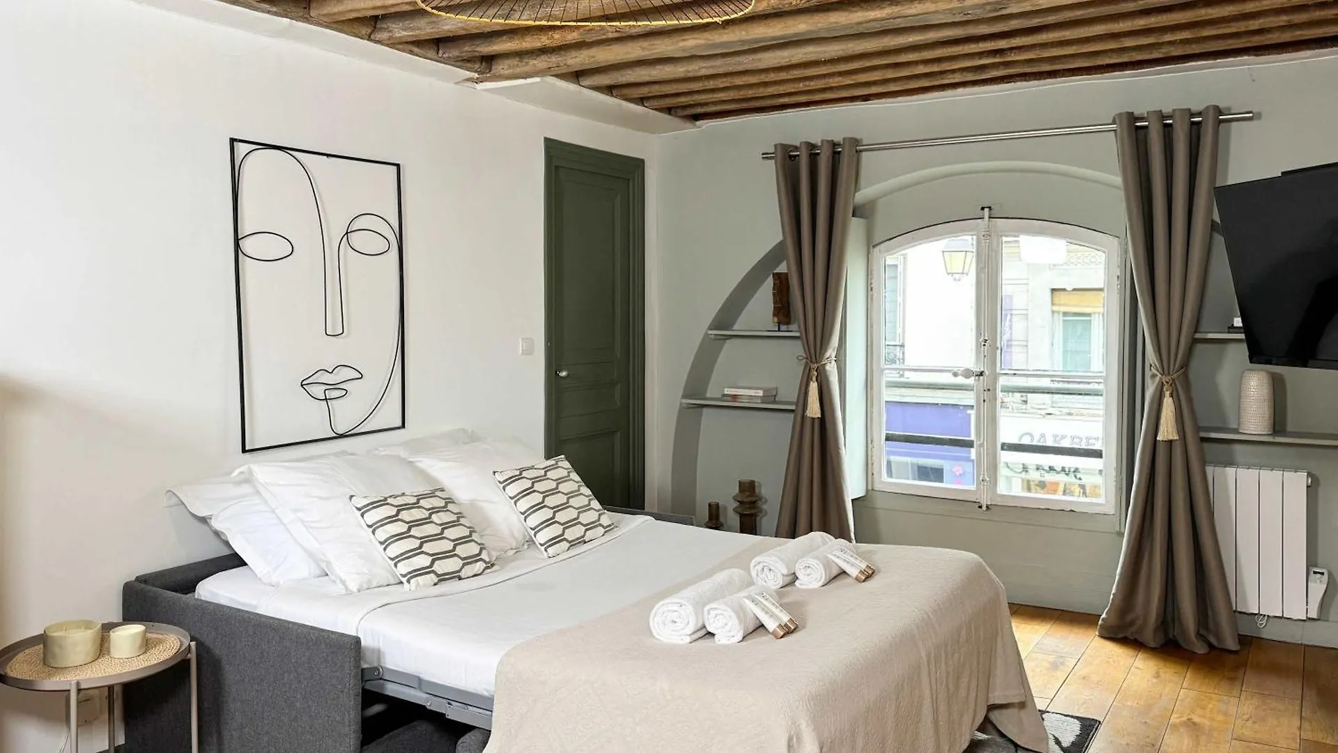 Unique Authentic Apartment In Le Marais Paris 0*,  France