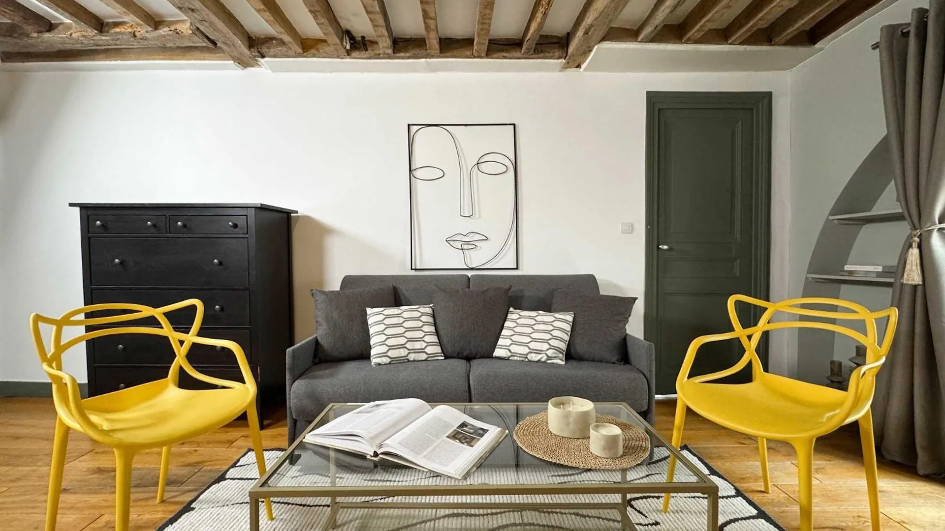 Unique Authentic Apartment In Le Marais Paris France