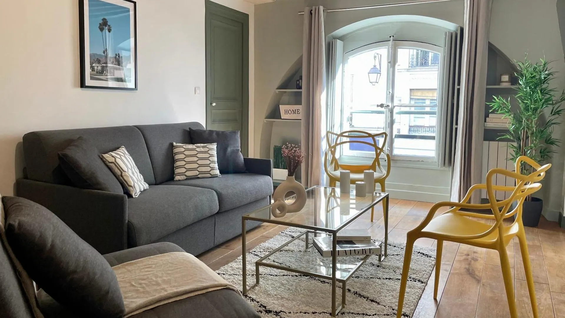 Unique Authentic Apartment In Le Marais パリ